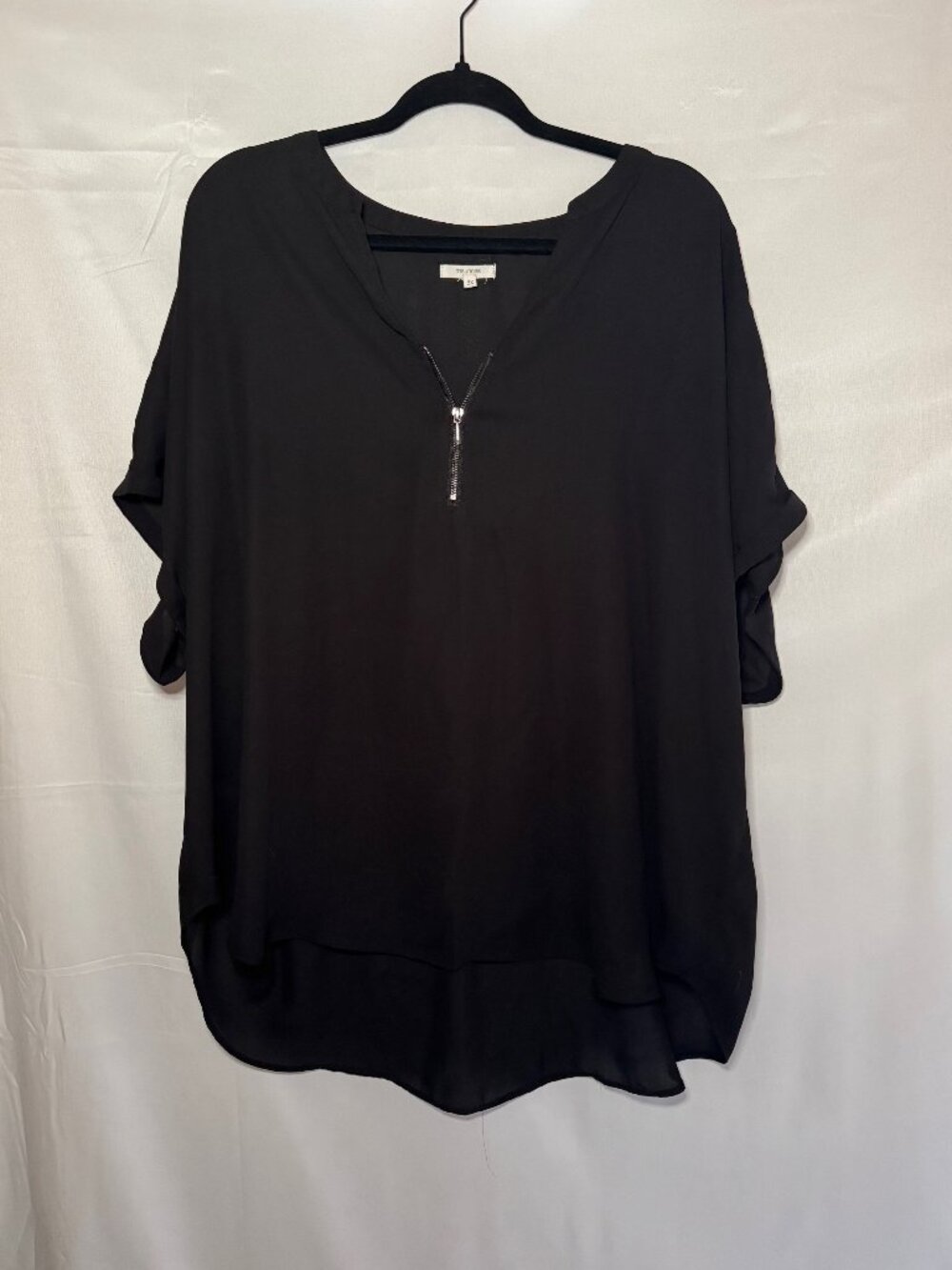 Maurices Geneva Zipper Neck Blouse Top Women 3X Black Rolled Cuff Sleeve Relaxed